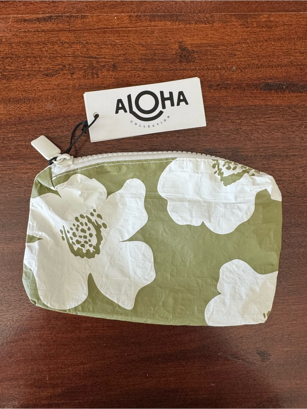 ALOHA Collection Olive Green & White Floral Zip Pouch